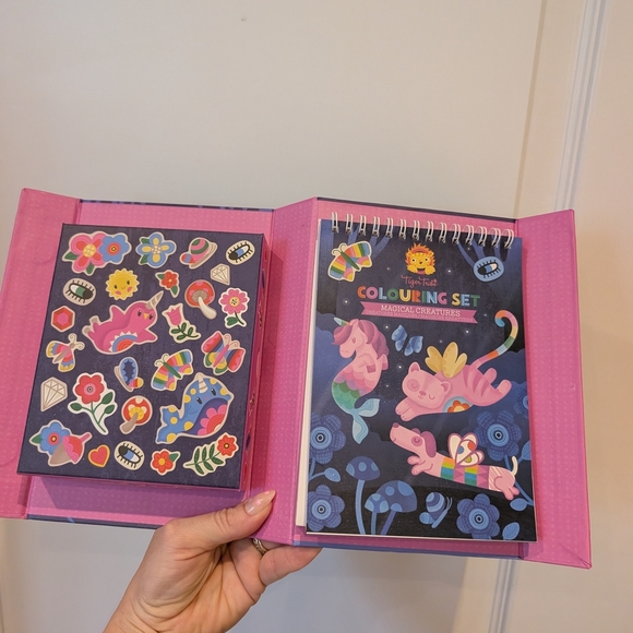 Magical Creatures Colouring Set - Multicolor - Picture 5 of 7